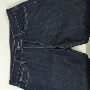 JOE'S JEANS VISIONARY STRAIGHT LEG DARK WASH EUC